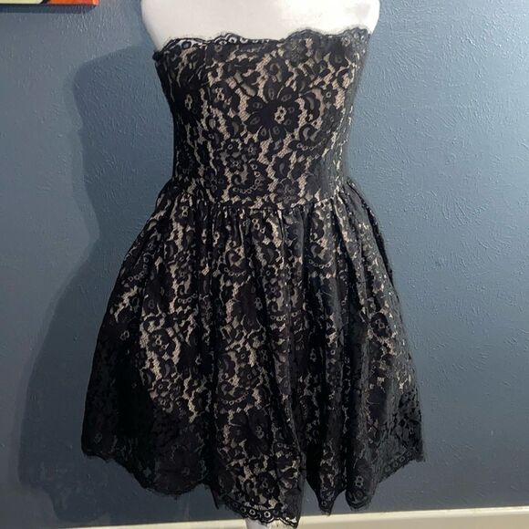 Liberated & Free Genuine Denim Co. Strapless Lace Overlay Dress Sz 8 Cocktail - Picture 1 of 10